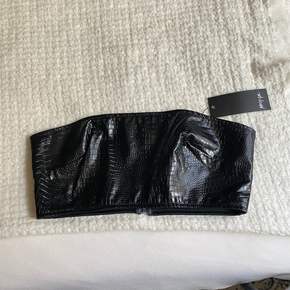 Snake skin black crop top
